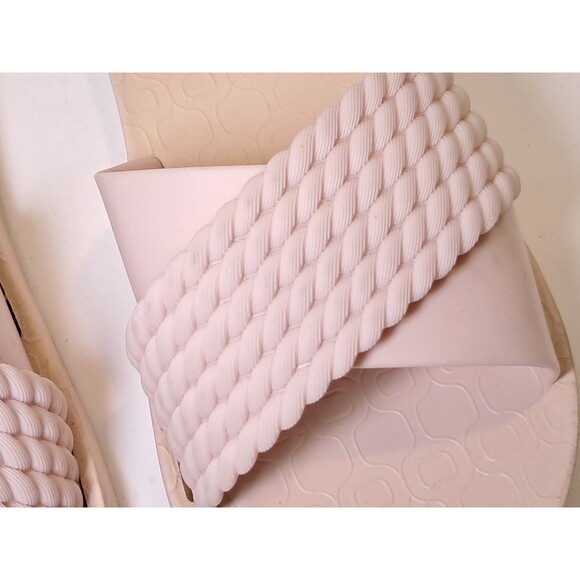 Ipanema Street II Water-Resistant Slide Sandals Beige Size 7 US/38 EU - Picture 4 of 10